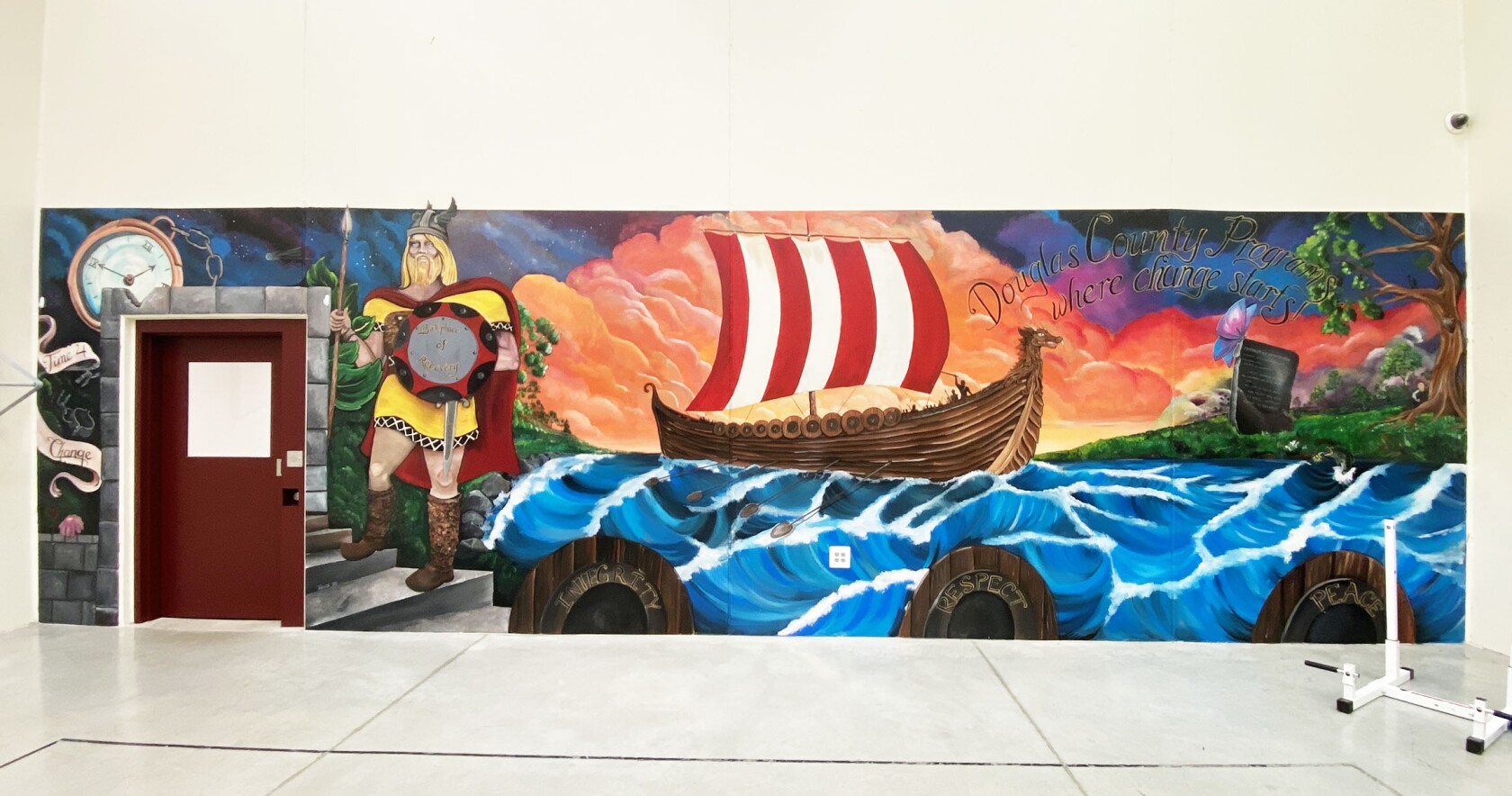 Douglas County inmate paints elaborate murals inside jail Alexandria